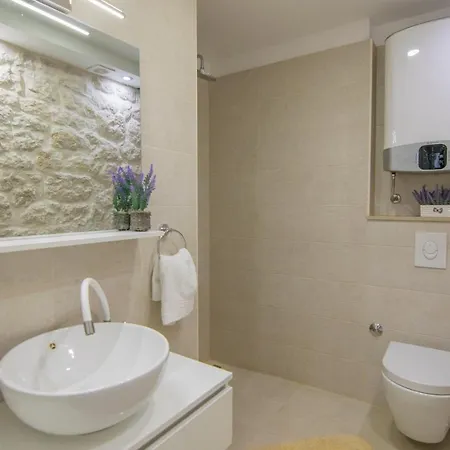 Milena With Heated Pool And Jacuzzi Villa