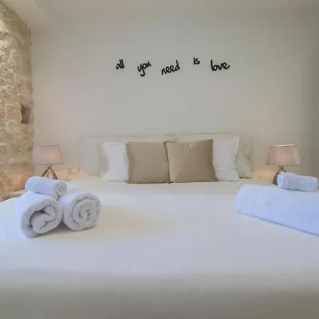 Villa Milena With Heated Pool And Jacuzzi *