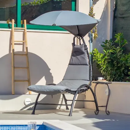 Villa Milena With Heated Pool And Jacuzzi