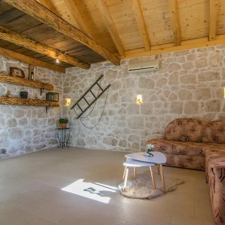 Milena With Heated Pool And Jacuzzi Villa *