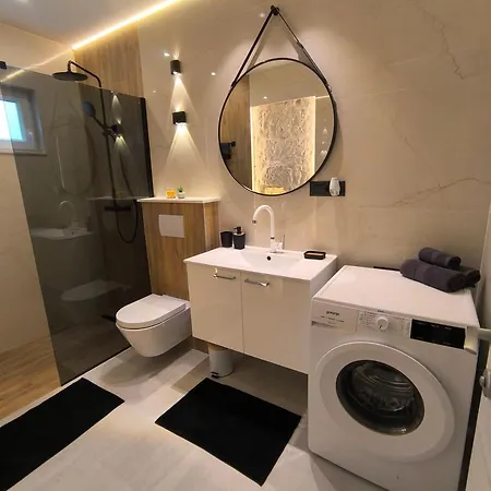 Milena With Heated Pool And Jacuzzi Villa *